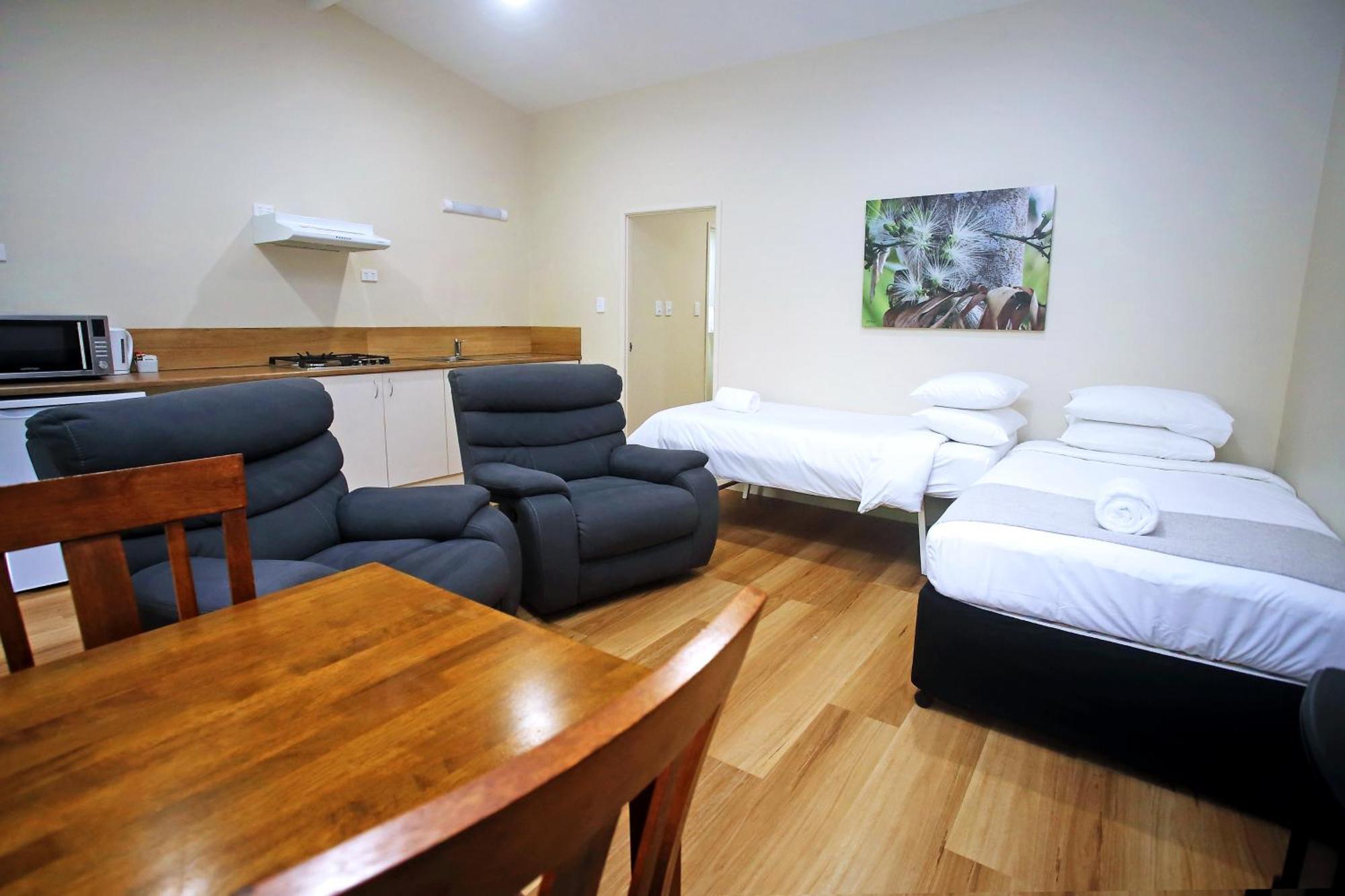 Chambers Wildlife Rainforest Lodges Lake Eacham Exterior foto